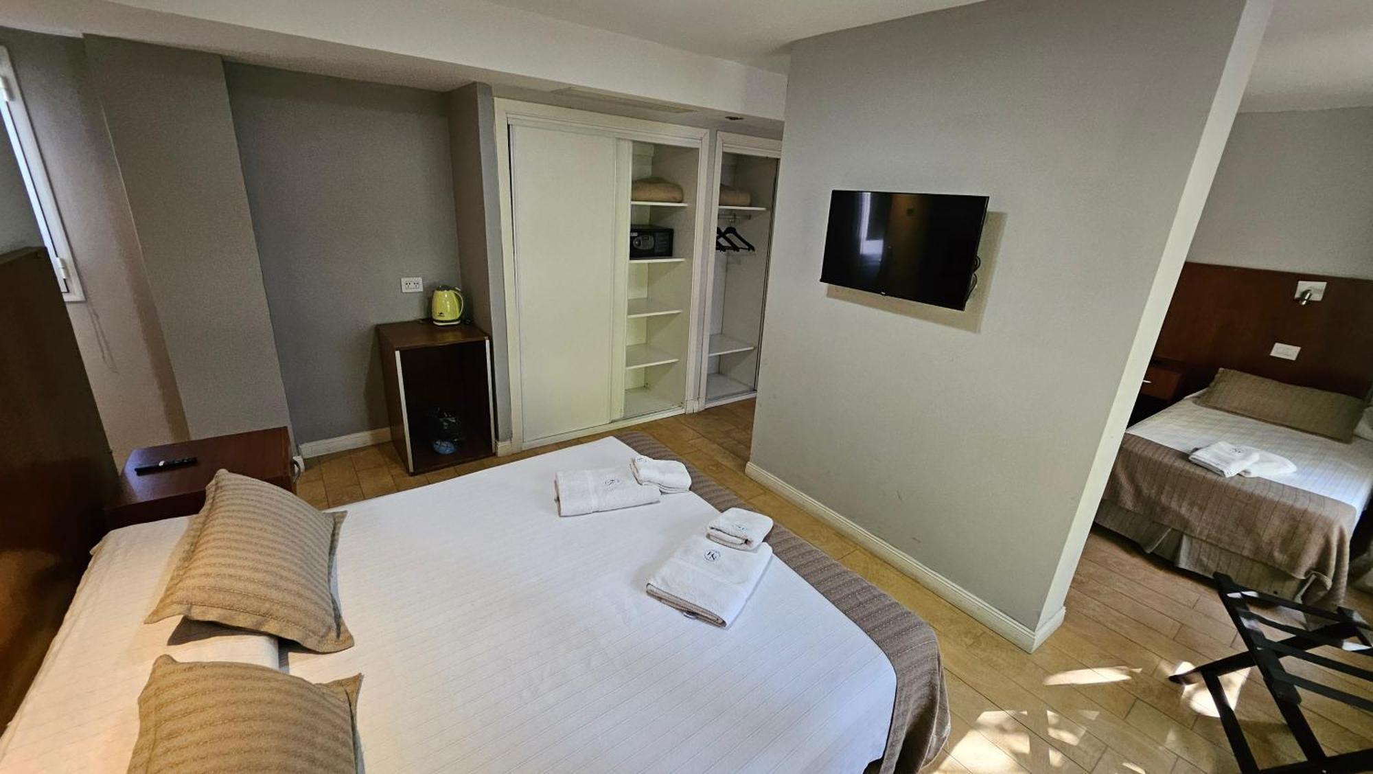Hotel Novi Мар дел Плата Екстериор снимка
