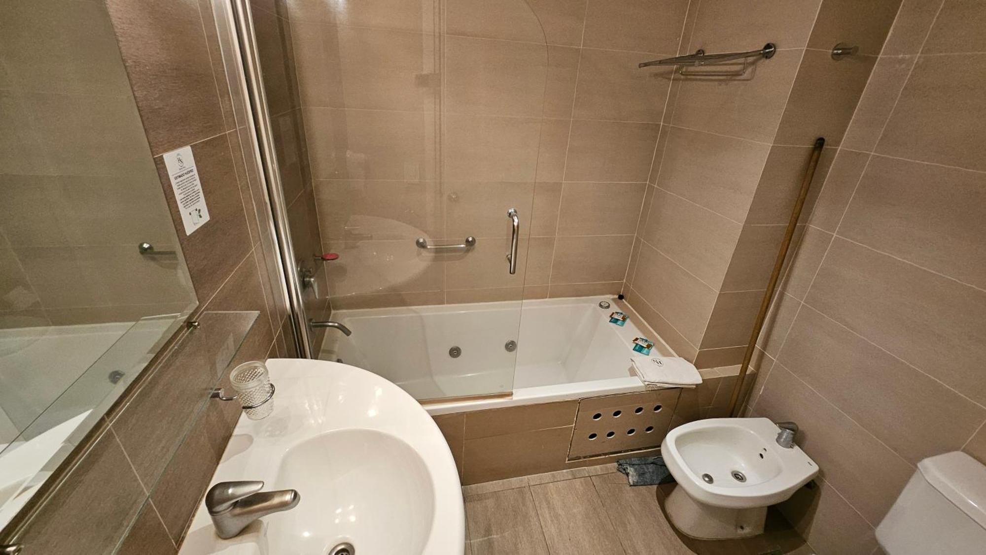 Hotel Novi Мар дел Плата Екстериор снимка