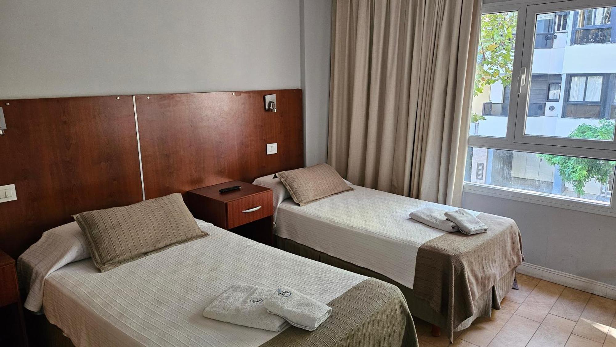 Hotel Novi Мар дел Плата Екстериор снимка
